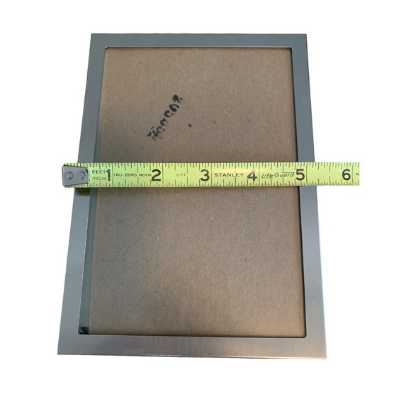 Vintage Brushed Silver Metal Picture Frame 5” X 7” Squared Edges - Picture 2 of 10